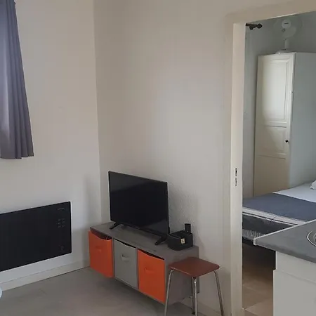 Appartement T2 Avec Cabine A St Pierre La Mer Fleury  Buitenkant foto
