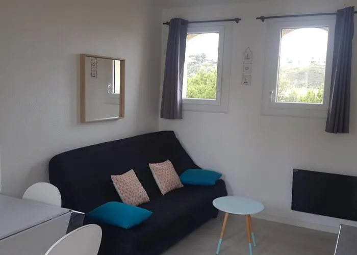 Appartement T2 Avec Cabine A St Pierre La Mer